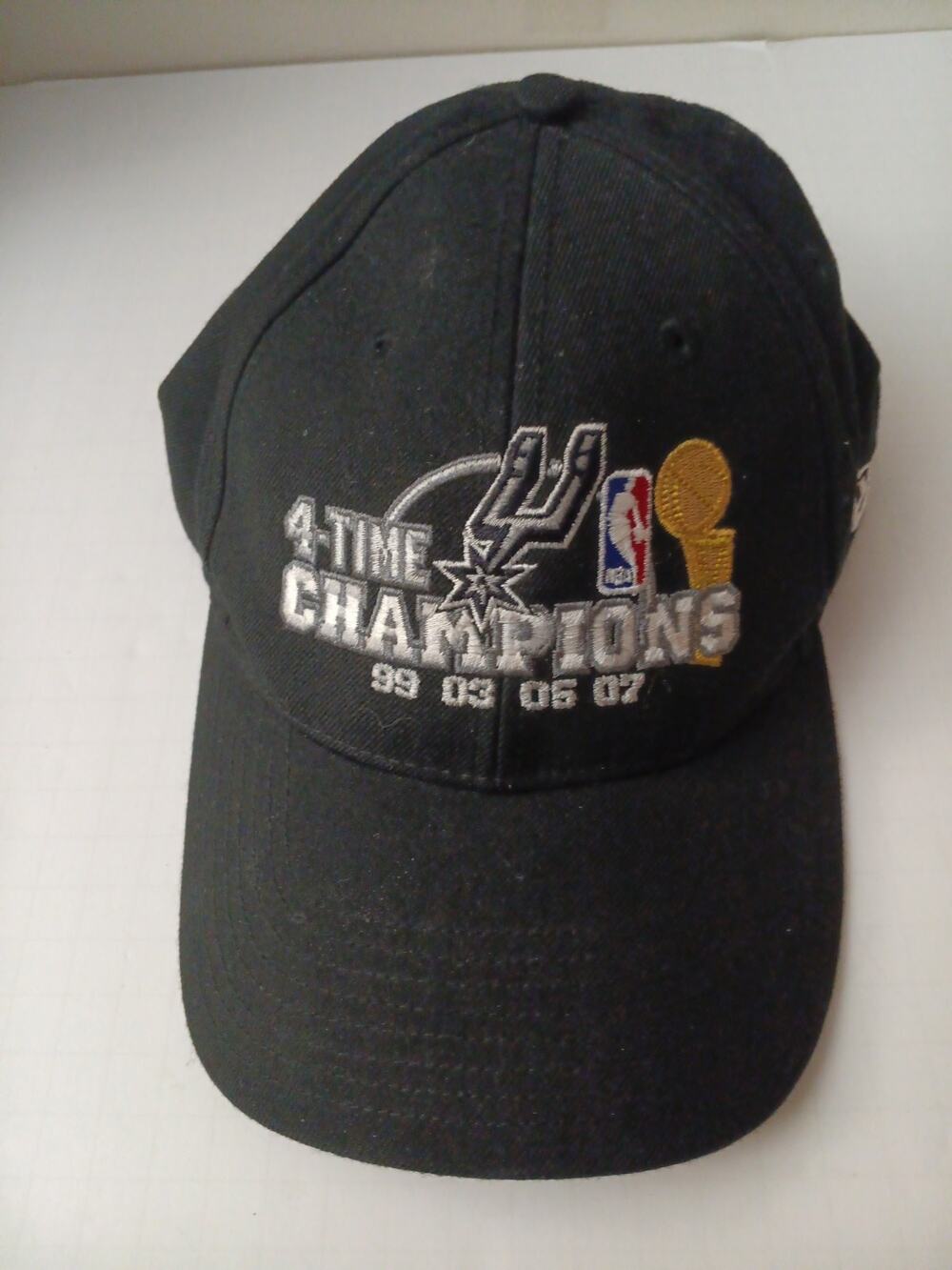 San Antonia Spurs New Era 4 Time Champions Strapback Hat